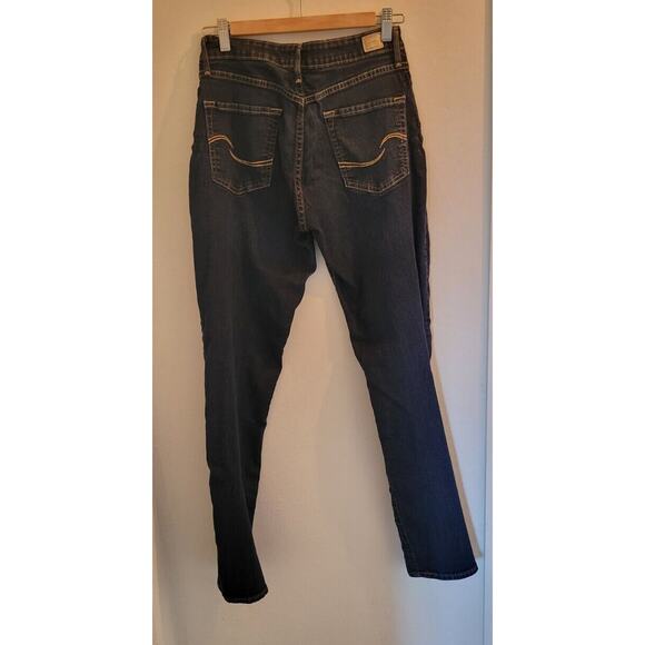 Levis Slim Straight Jeans Womens 30 x 32 Totally Shaping Dark Wash Jeans Stretch - Picture 4 of 12